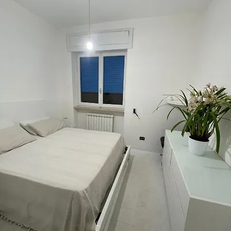 Kalon Bryon - Baia Apartment *