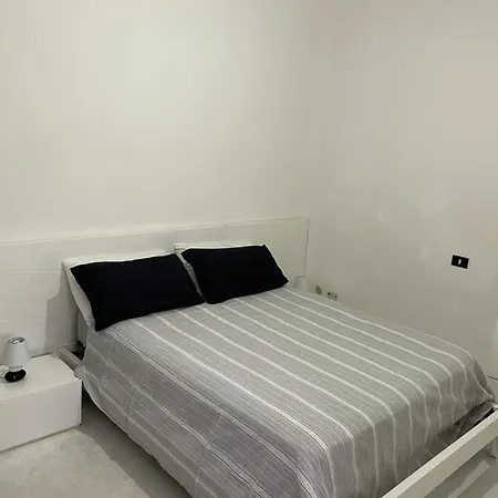 Kalon Bryon - Baia Apartment Gallipoli
